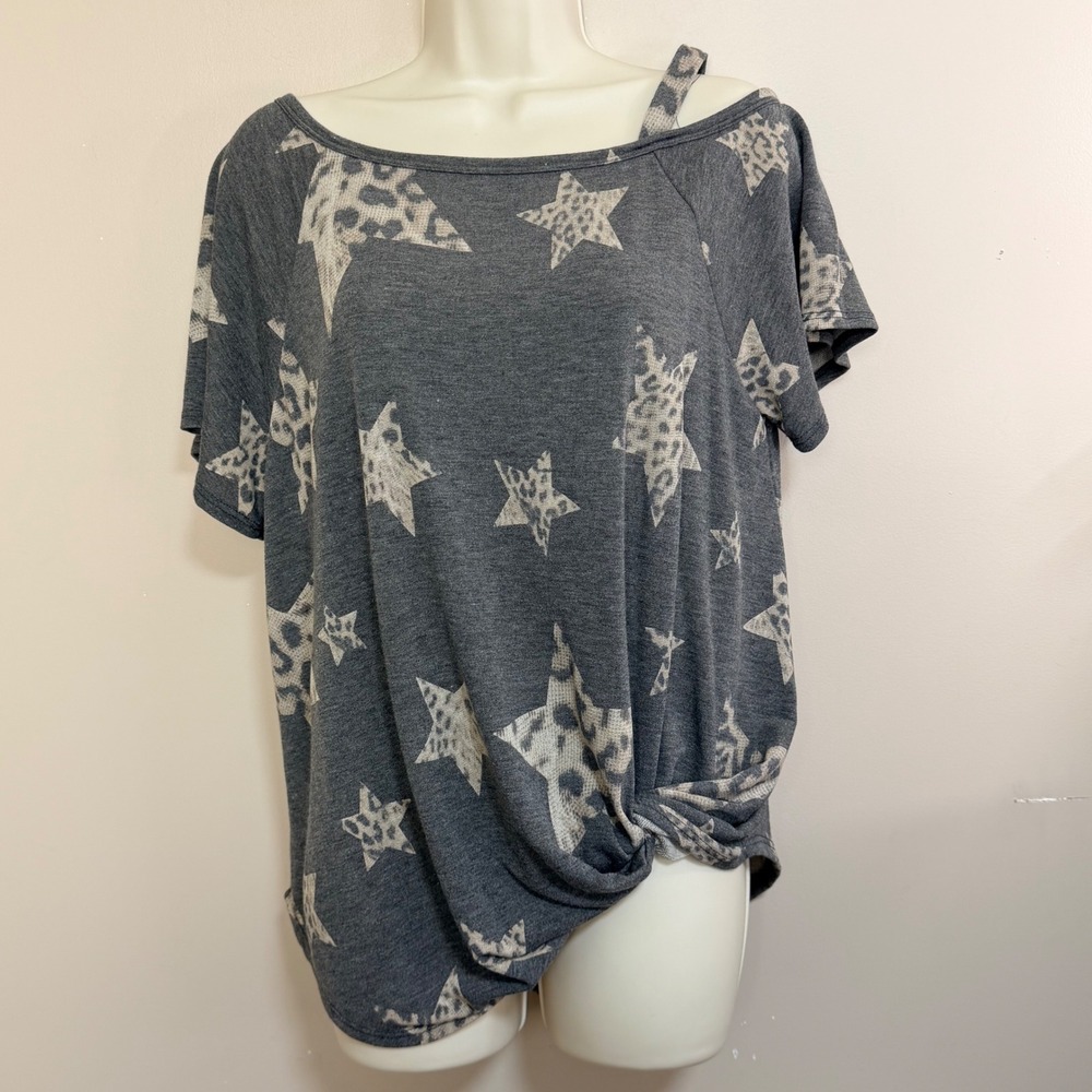 CY Fashion Womens Top Size L Gray Leopard Star Cold Shoulder Knot Front T-Shirt